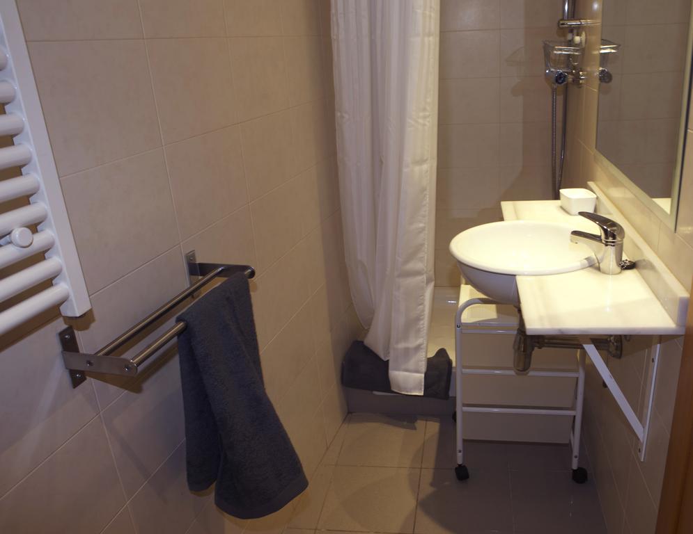 Great Sea-Side Barcelona Apartment Бадалона Номер фото